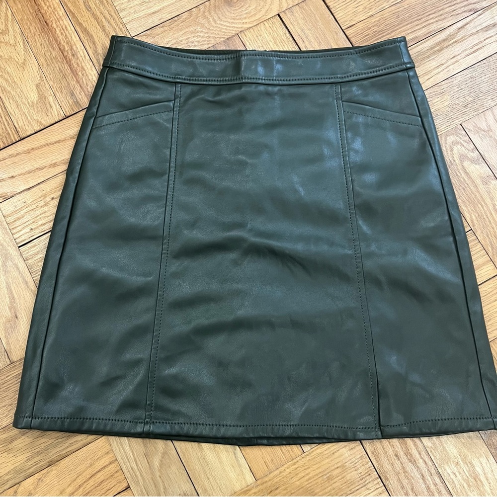 NWT Skirt